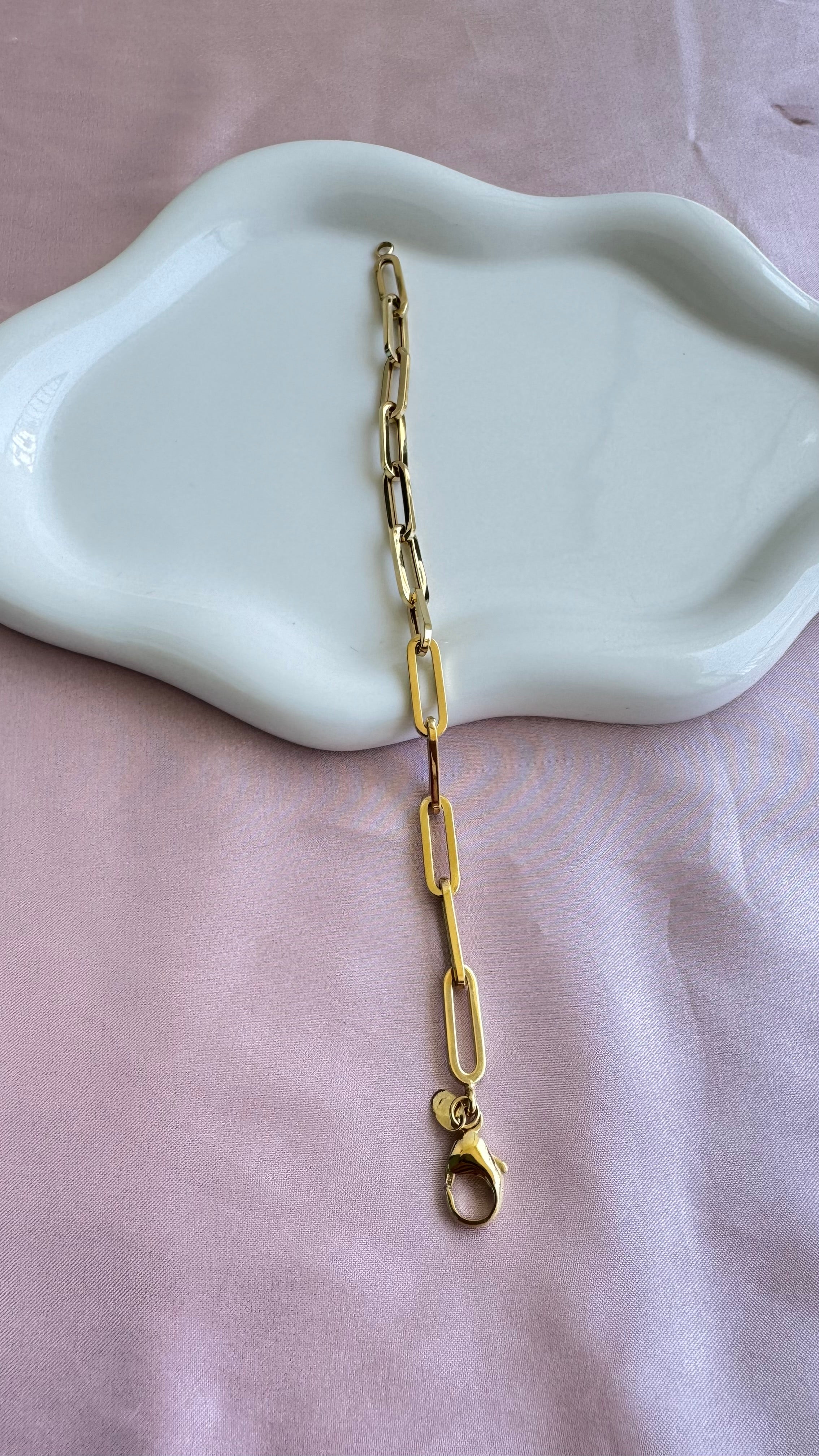 Manilla Paper Clip en oro 10K