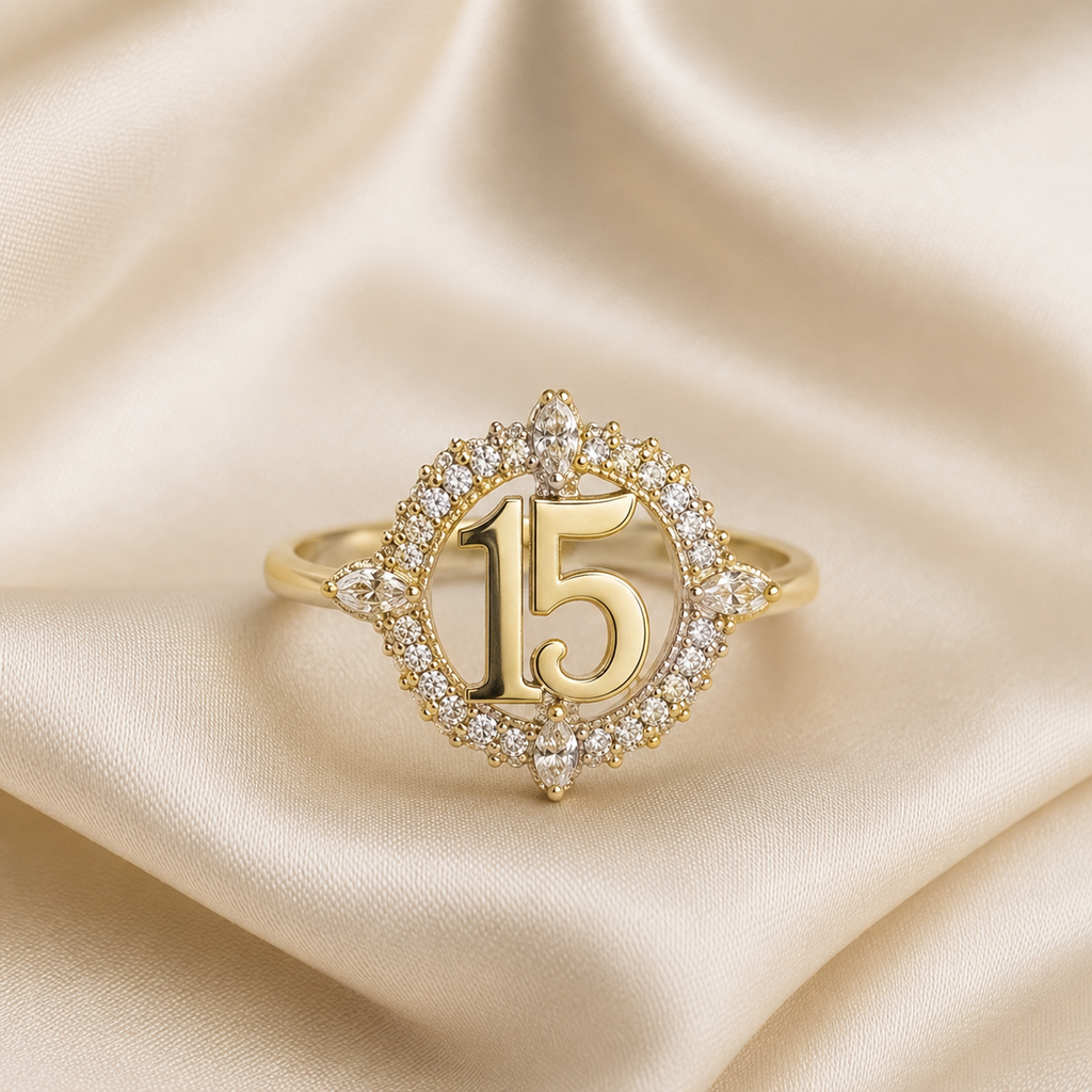 Anillo Número 15 con Circonias