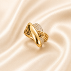 Anillo elegante en 10K