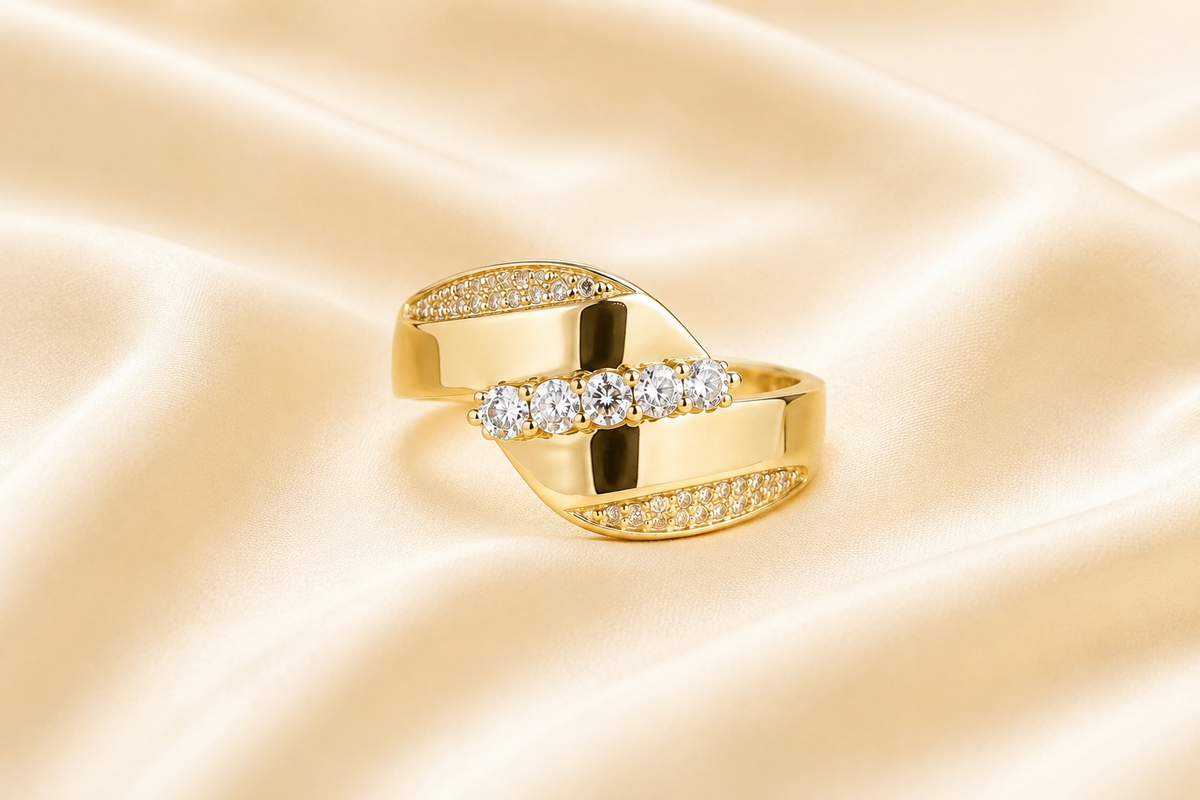 Anillo con bandas curvas 10K