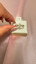 Anillo Flor con Cadena – Oro 10K