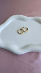 Argollas con borde corrugado en Oro 10K