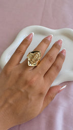 Anillo Hoja Elegante en oro 10K